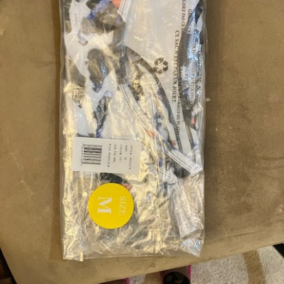 Calvin Klein Performance Racerback Top - Picture 4 of 4